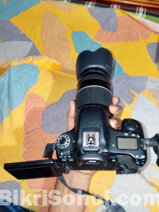 Canon 760d with 75-300 zoom lence